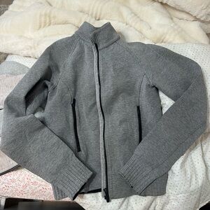 Lululemon NTS Jacket – Heathered Medium Grey / Black – Size 4